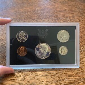 Vintage 1972 S US Mint Proof set of 5 coins in original plastic packaging